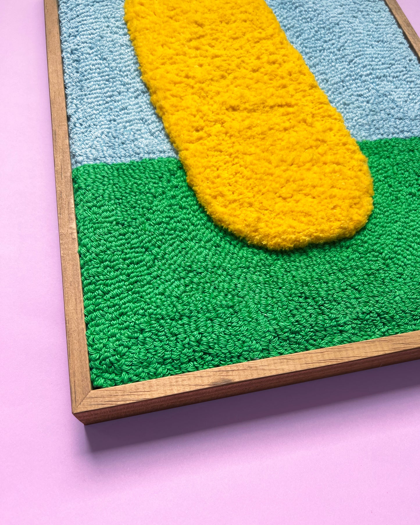 Banaan in het gras